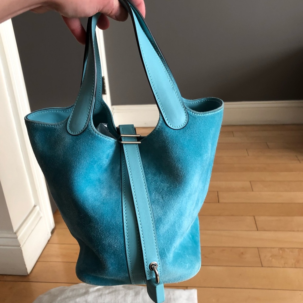 Hermès limited edition suede picotin18- blue atoll